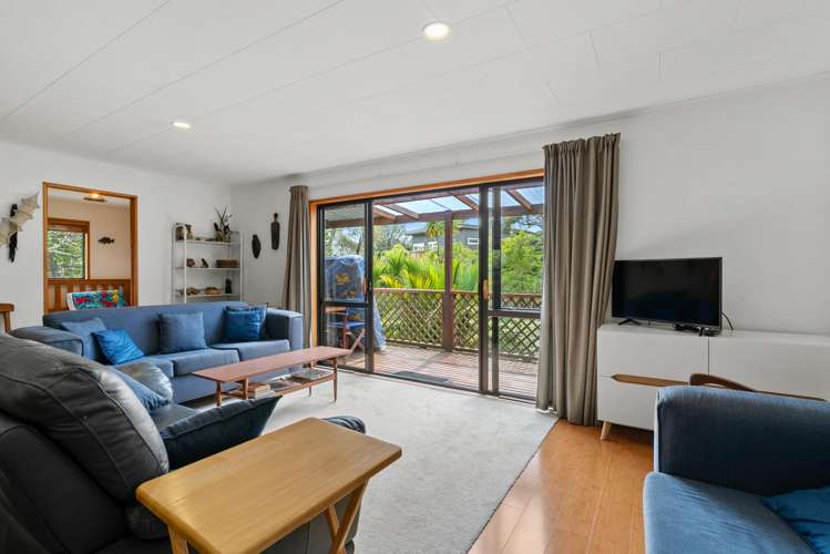 172 Howard Road Orere Point_8