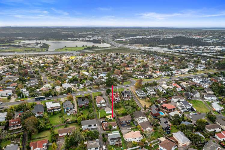 1/105 Sunset Road Totara Vale_38