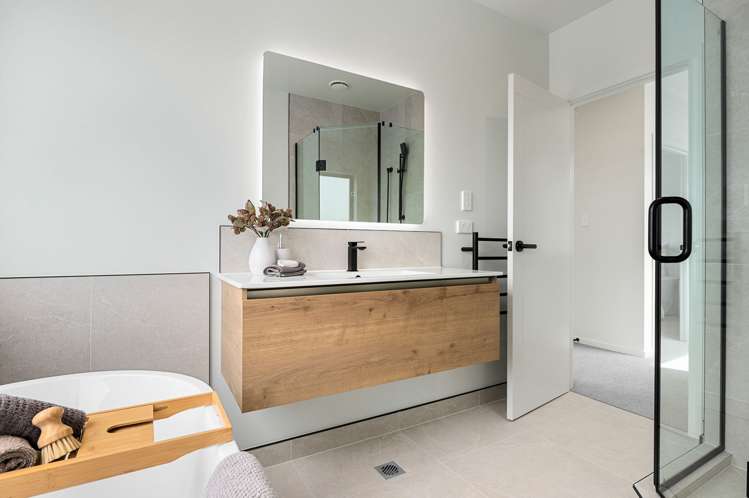 69 Overton Street Rototuna North_21