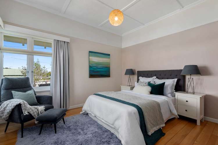 17 Hanlon Crescent Narrow Neck_12