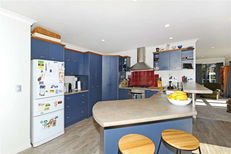 6 John Morel Place Parklands_3