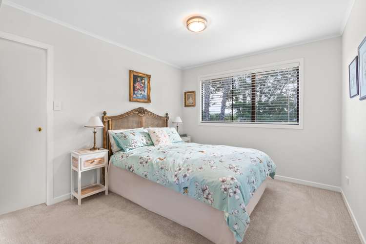 19 Coldham Crescent Saint Johns_15