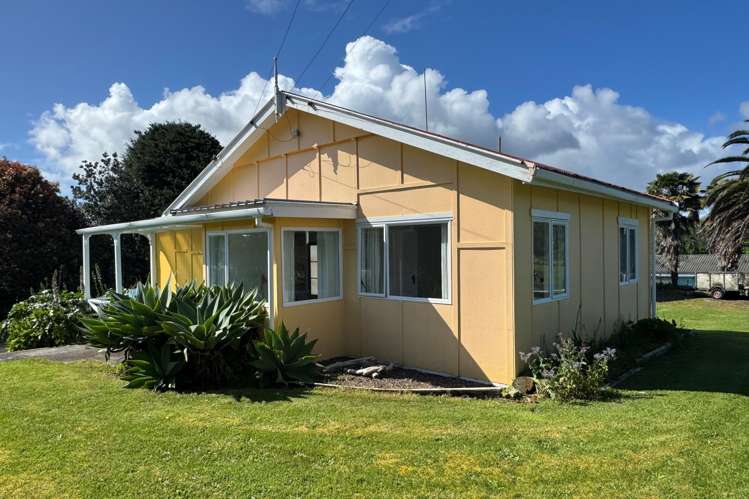 1059 Pouewe Street Kawhia_22