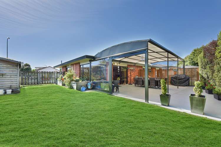 31 Aldinga Avenue Stoke_12