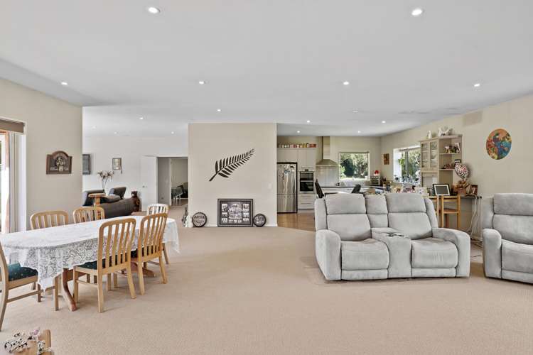 11 John Campbell Crescent Hillmorton_14