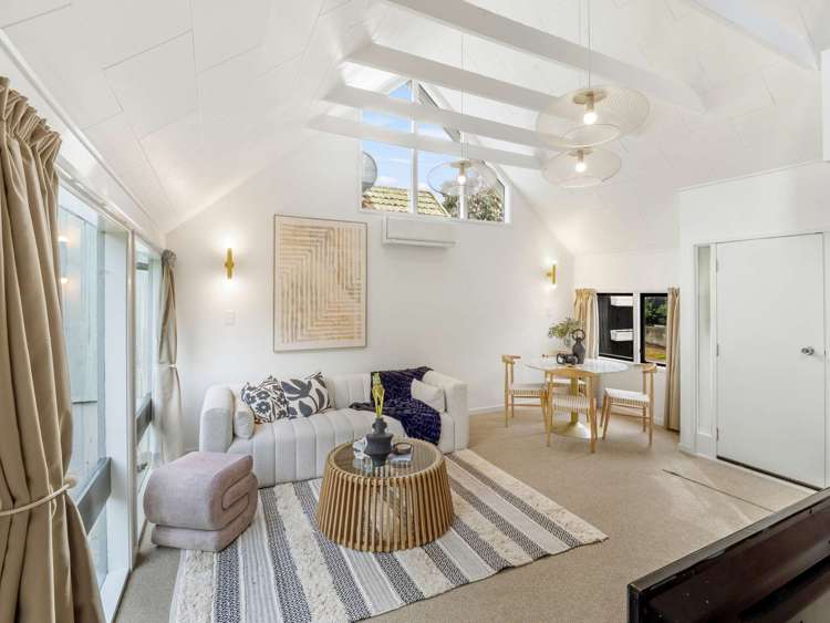 49a Great North Road Saint Johns Hill_24