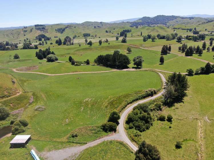 967 Ohura Road Aria_11