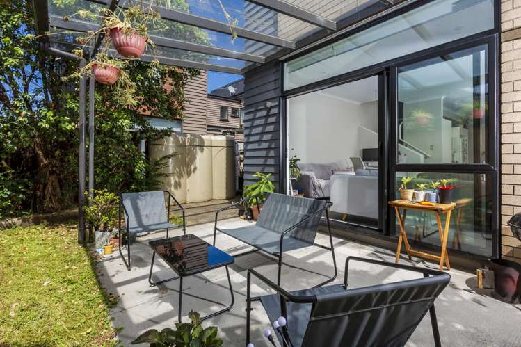 2 Rarahu Road Hobsonville_10