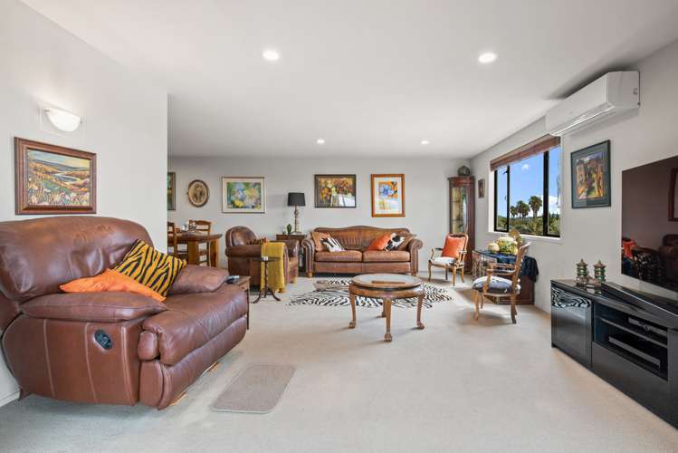 3a/12 Seaway Road Clarks Beach_13