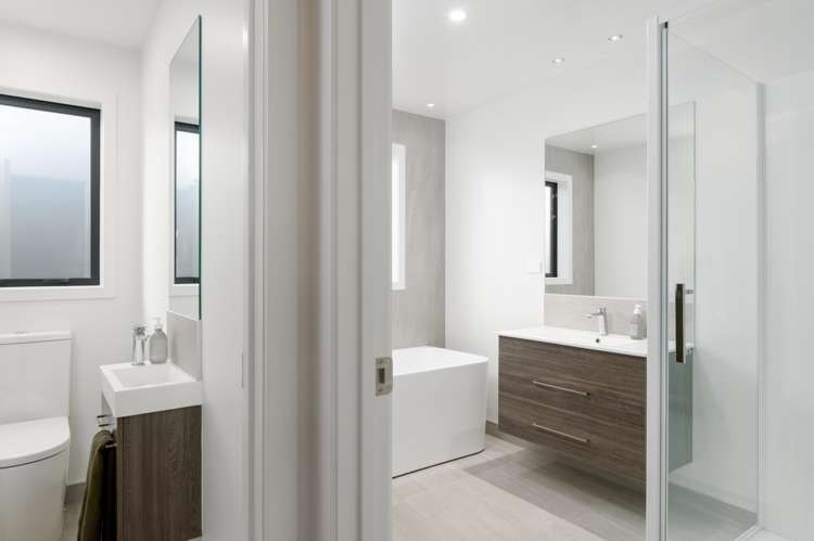 47a Davies Road_5