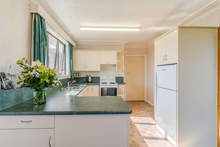 16 Esk Place Mosgiel_6