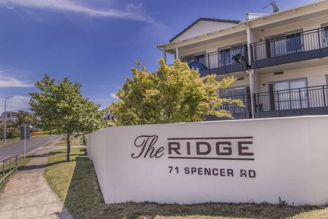 B2/71 Spencer Road Oteha_1