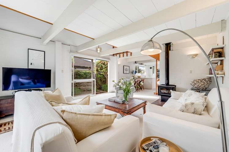 3/23 Eastern Beach Road Eastern Beach_5