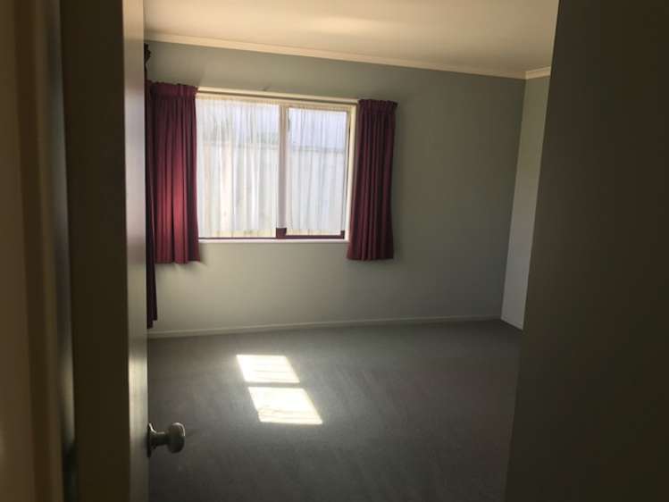 3/705 Whitehead Road 10482_7