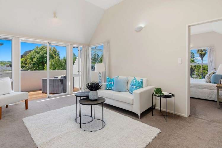 2/99 Hebron Road Waiake_8
