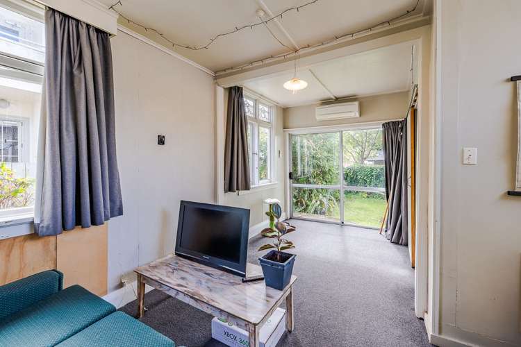 24 Gladstone Road North East Valley_5