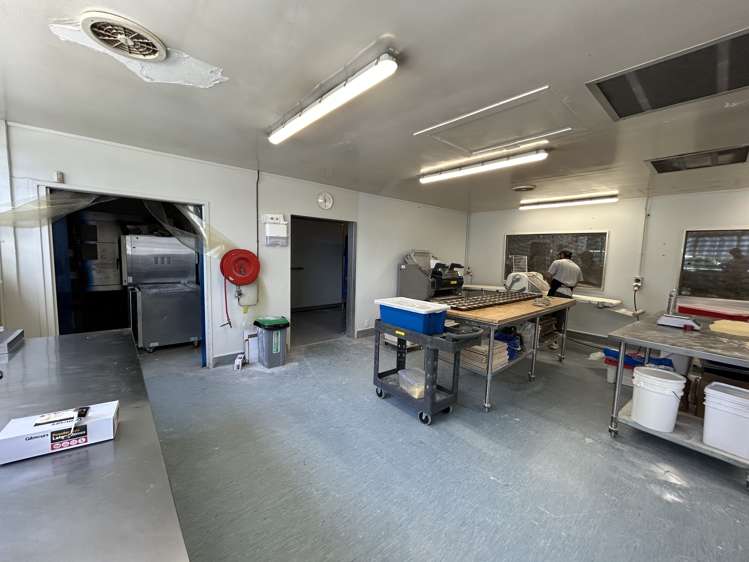 133 and 133A Captain Springs Road Onehunga_2