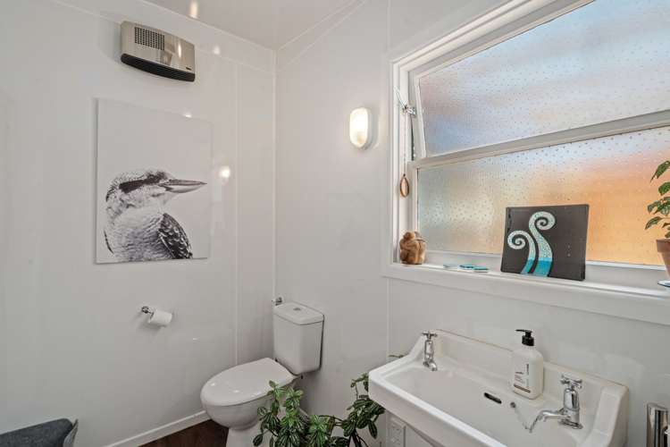 14b Old Racecourse Road Albert Town_7