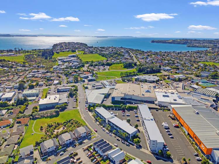 6/17 Link Crescent Stanmore Bay_26