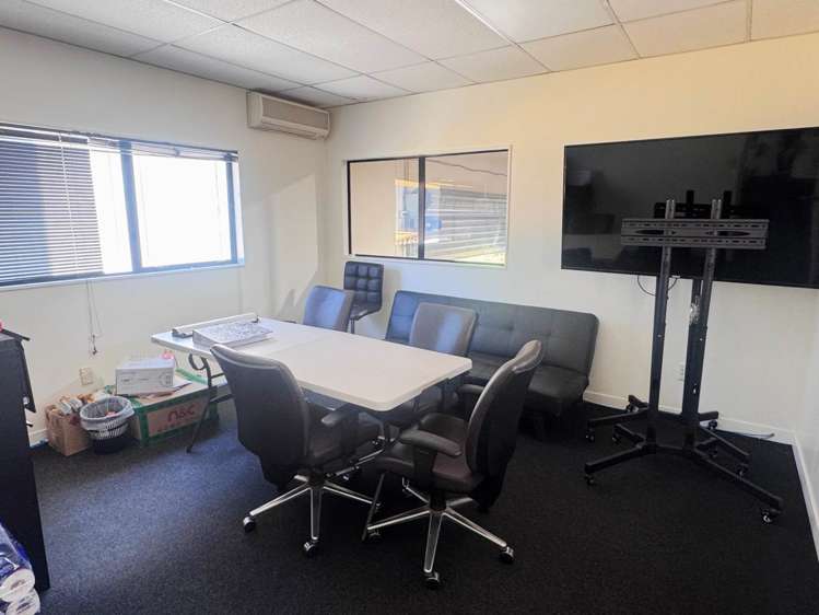 161 Central Park Drive Henderson_8