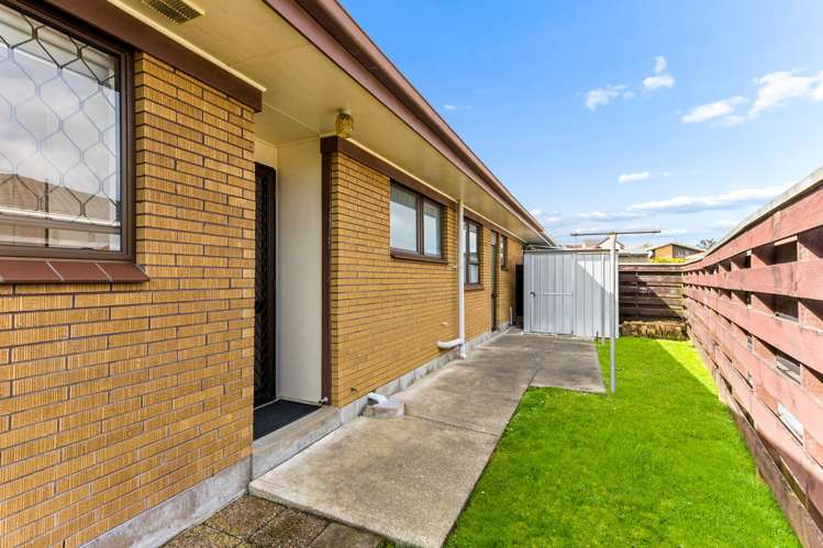 10 Annette Avenue Te Atatu South_11