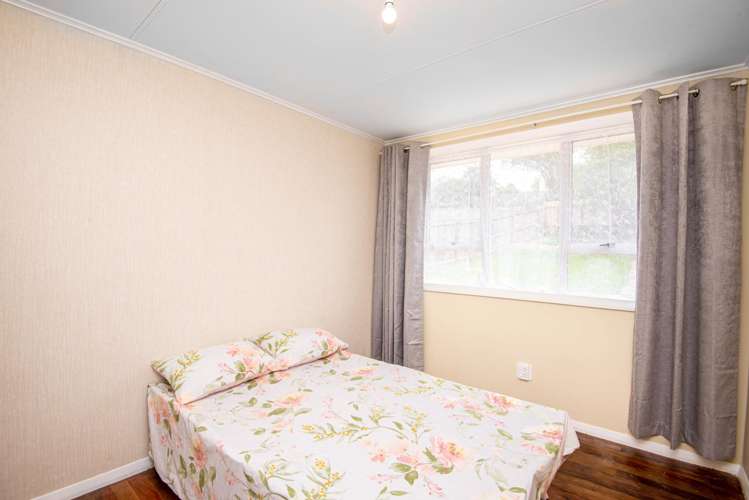 19 Desert Gold Street Ascot Park_13