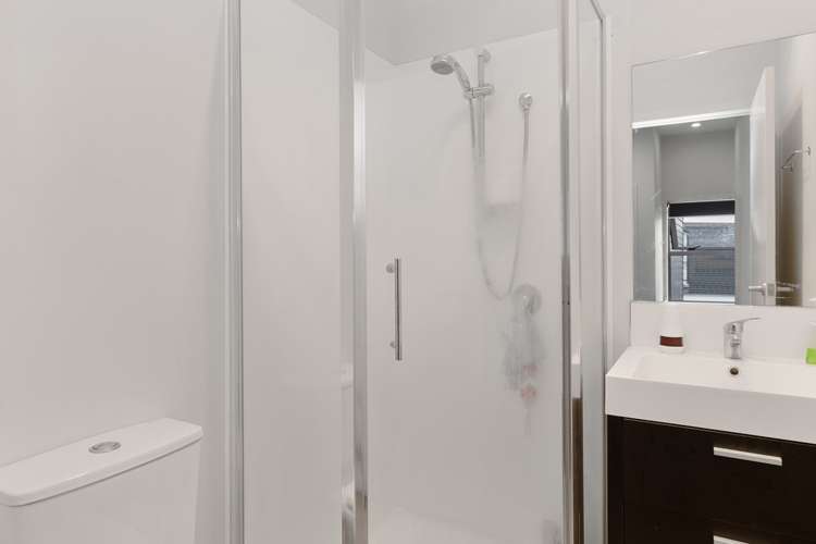 20/100 Knighton Road Hillcrest_12