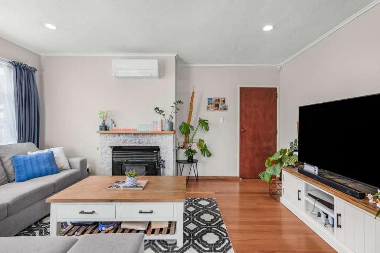 35 Hunter Street Taita_11