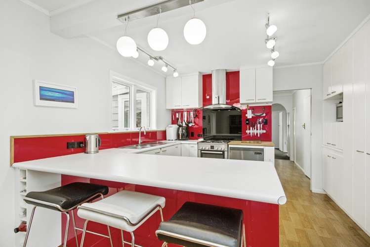 33 Chester Road Tawa_11