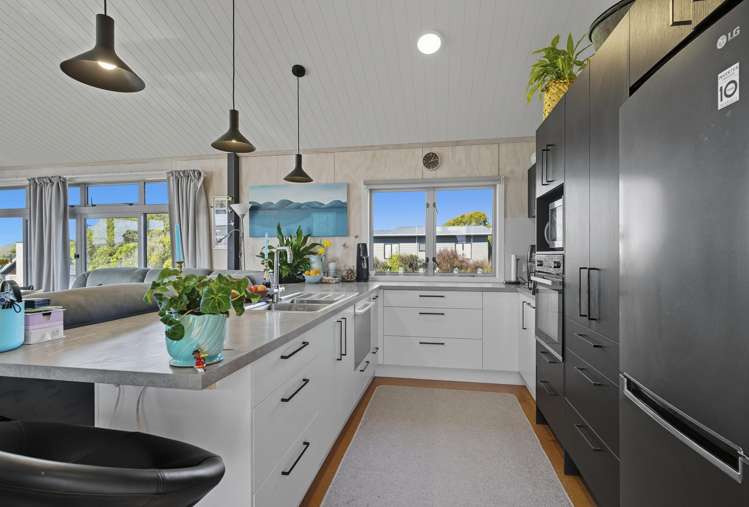 123 & 125 Stornoway Street Karitane_7