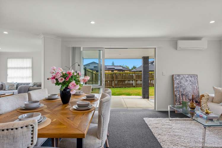 6 Dumas Place Rosehill_9