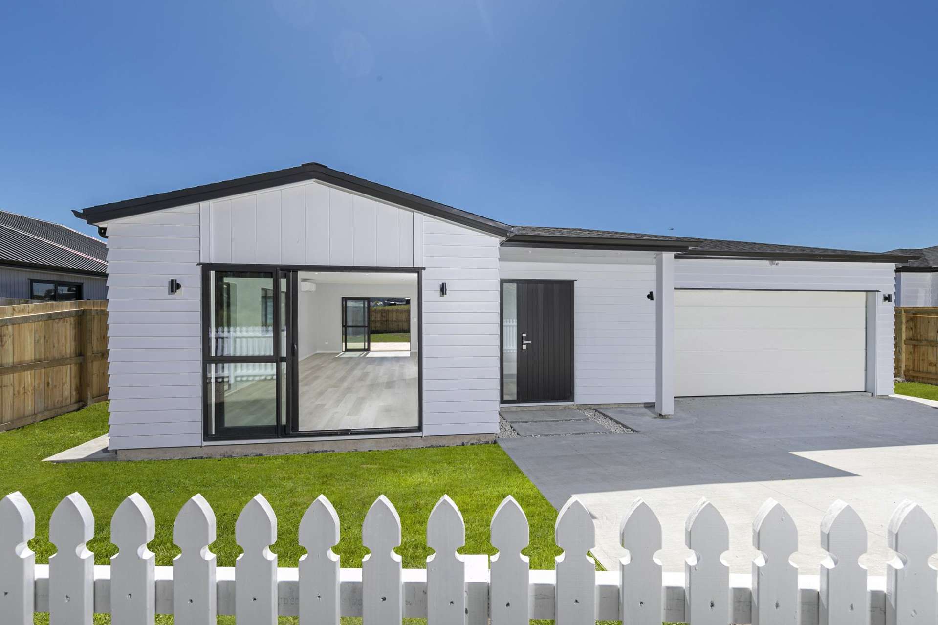 45 McIndoe Road Huapai_0