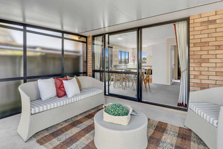 16 Meridian Grove Kelvin Grove_11