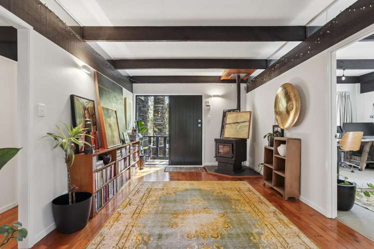 34 Hollywood Avenue Titirangi_13