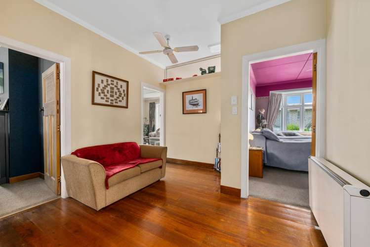 7 Broadway Picton_12