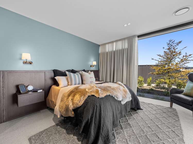 25 Bridgewater Quay Lake Hood_14