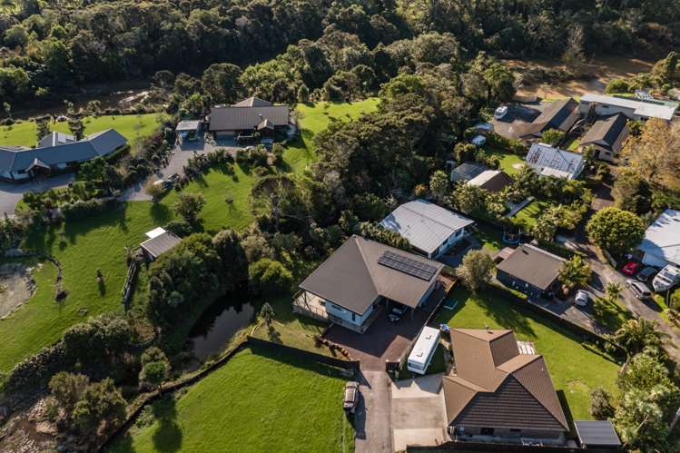 6 Riverglen Drive Haruru_18