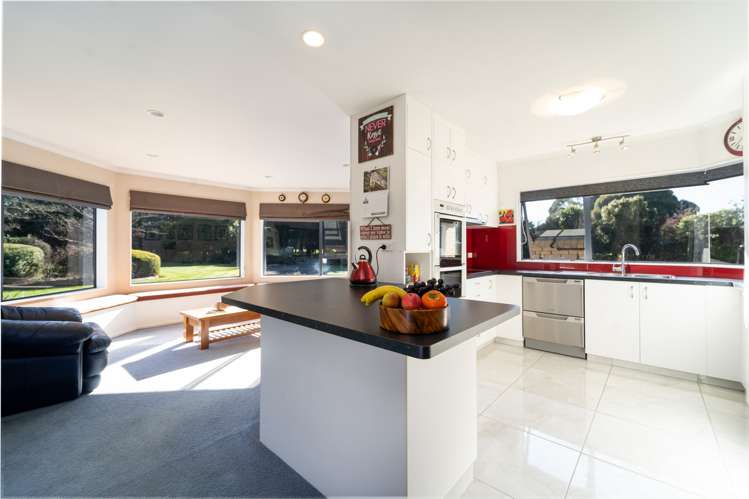 148 Willow Park Drive Opaki_2