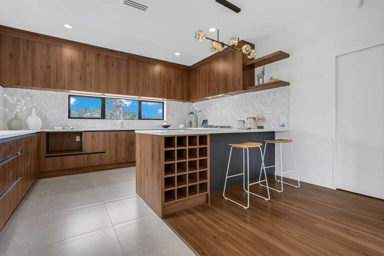 23 Tannaghmore Drive Flat Bush_25
