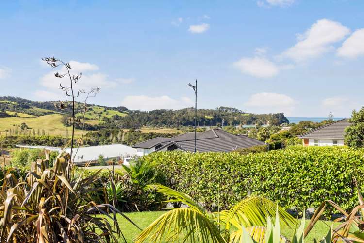 34 Beachwood Drive Hatfields Beach_18