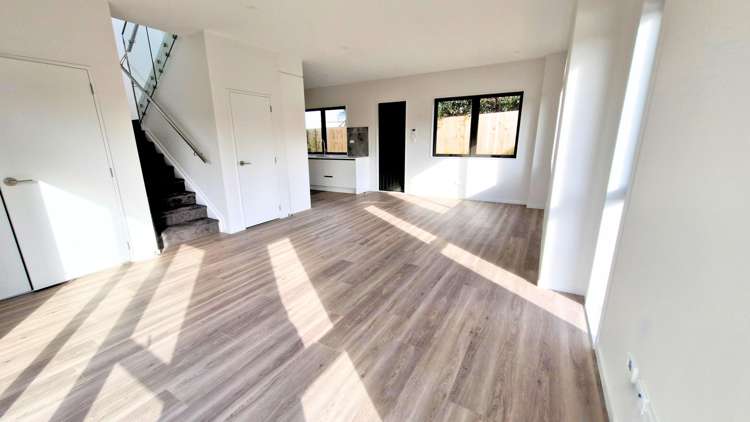 90D Moire Road_3