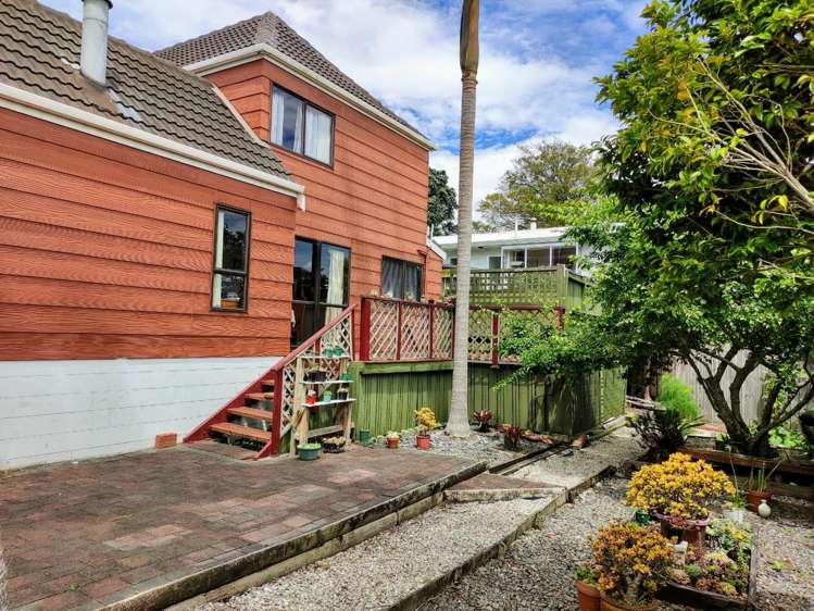 268A Forrest Hill Road_0