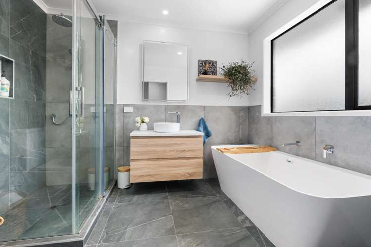 54 Palliser Drive Huntington_14