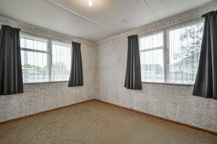 33 Liverpool Crescent Flaxmere_5