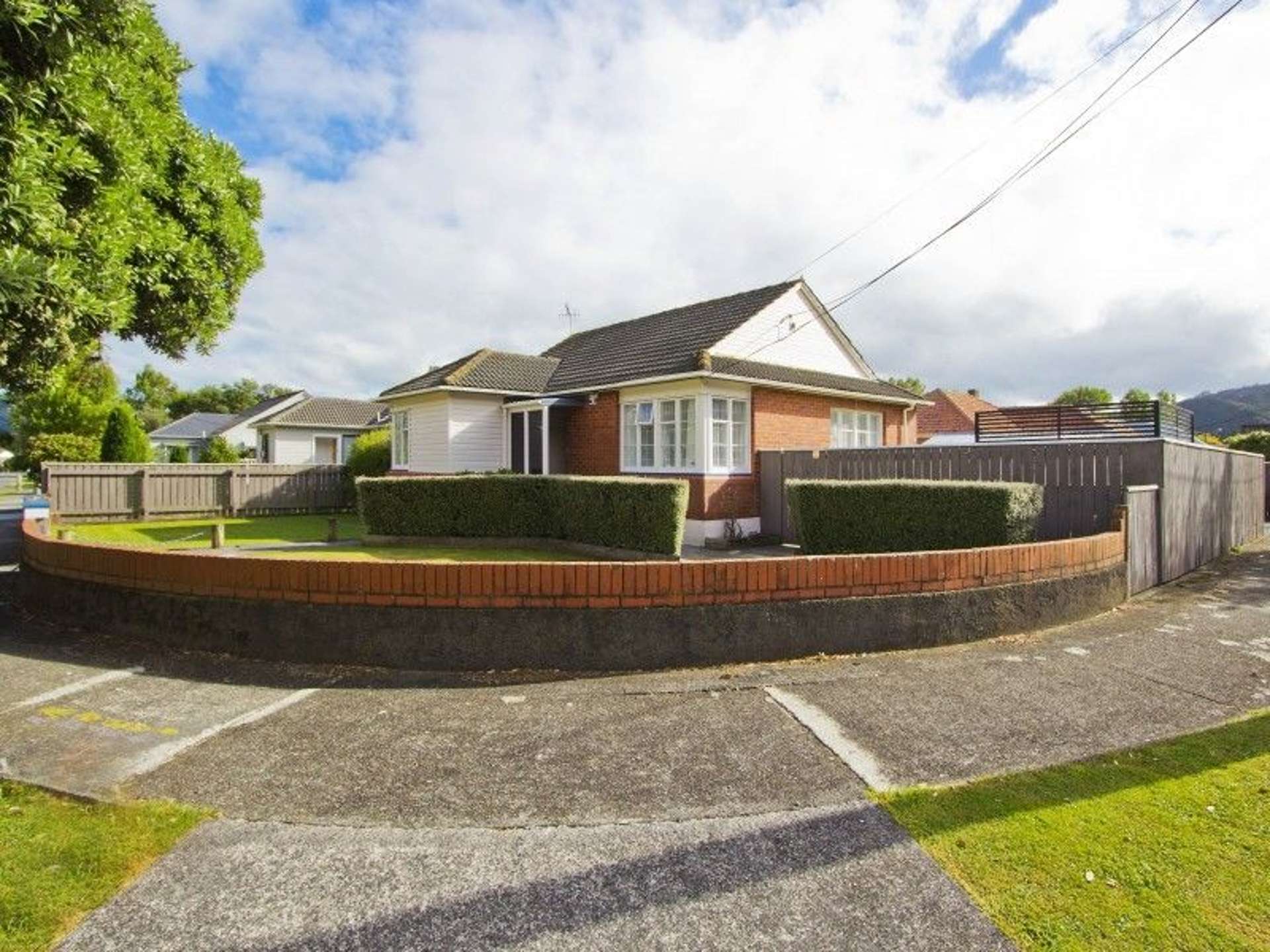 97 Waddington Drive Naenae_0