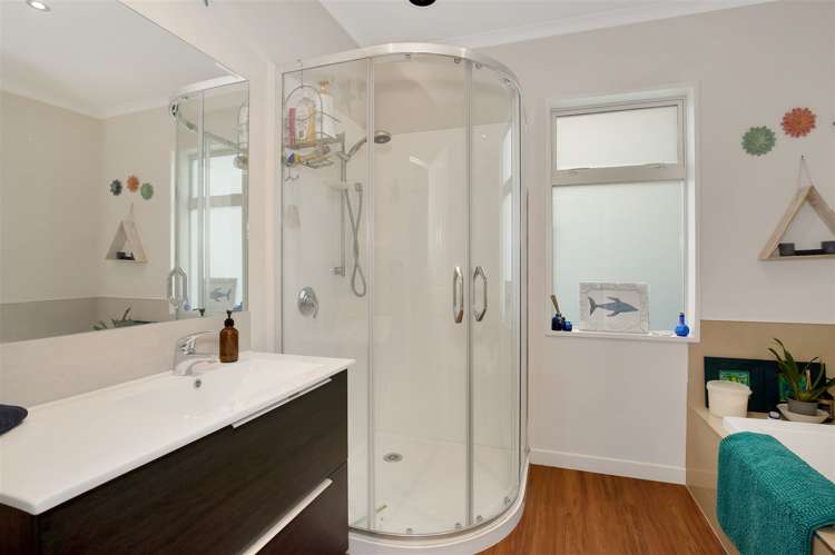 562 No 10 Road Swannanoa_25