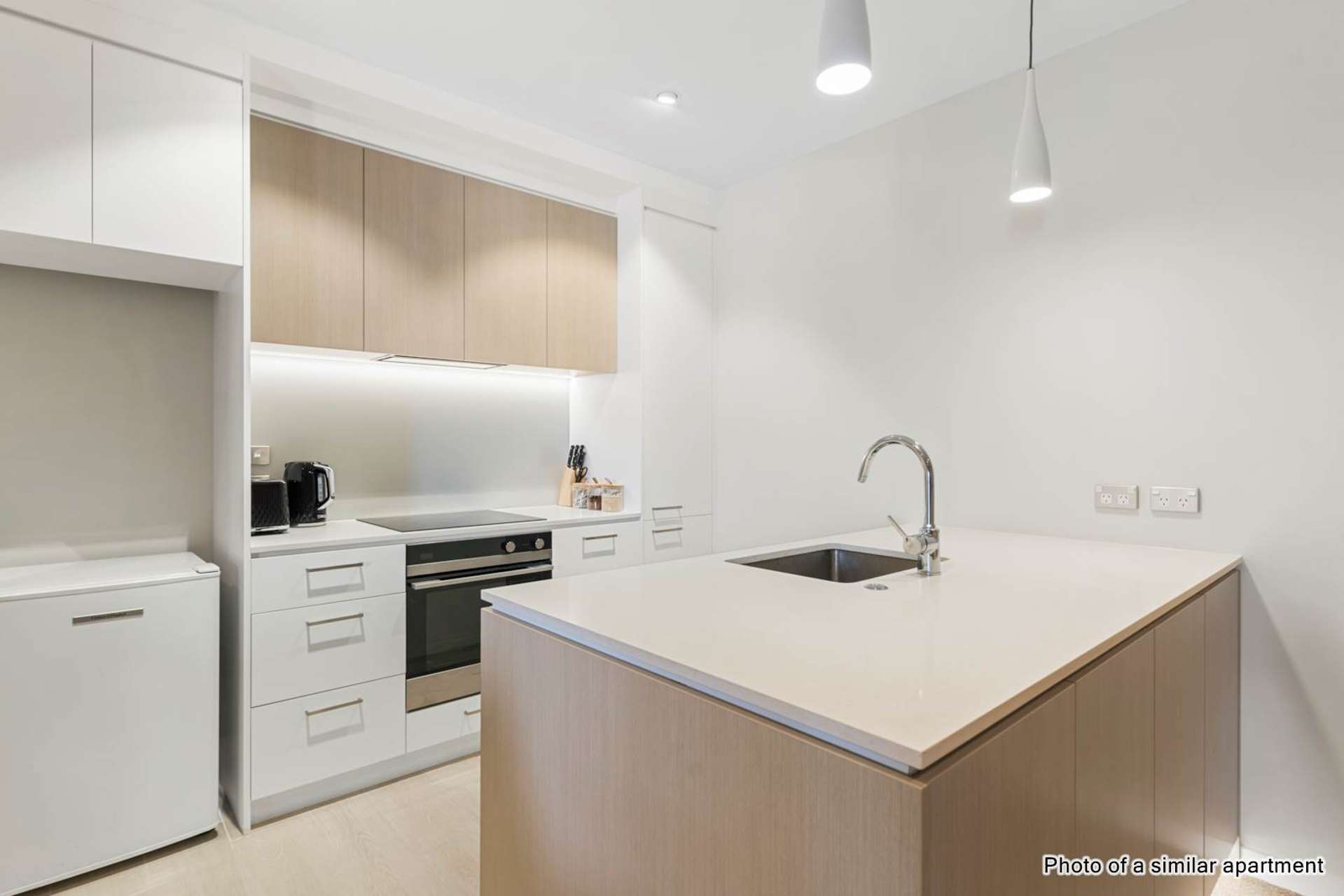 210/4 Bute Road Browns Bay_0