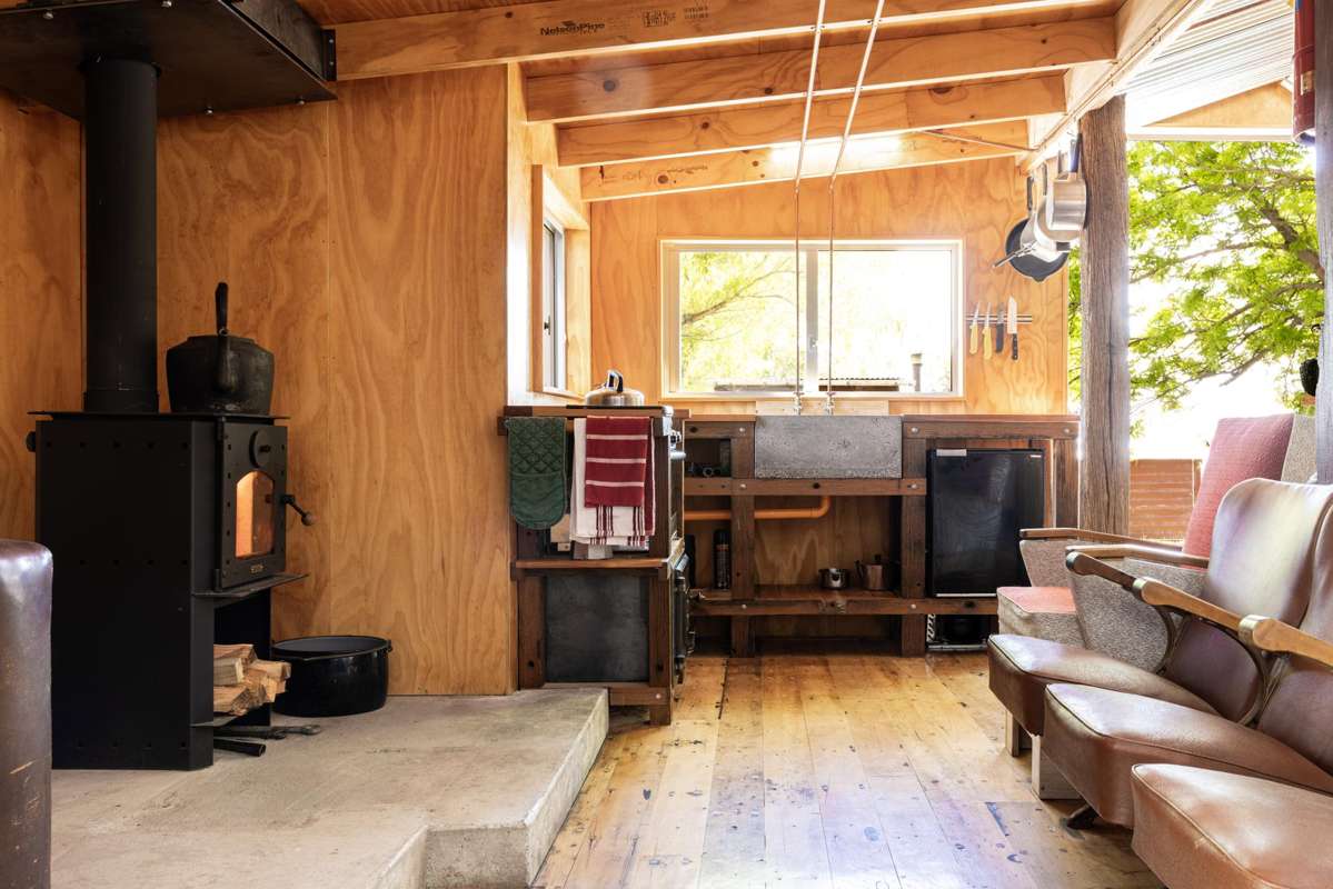 - Hut 43, Lake Alexandrina, South End Settlement_4