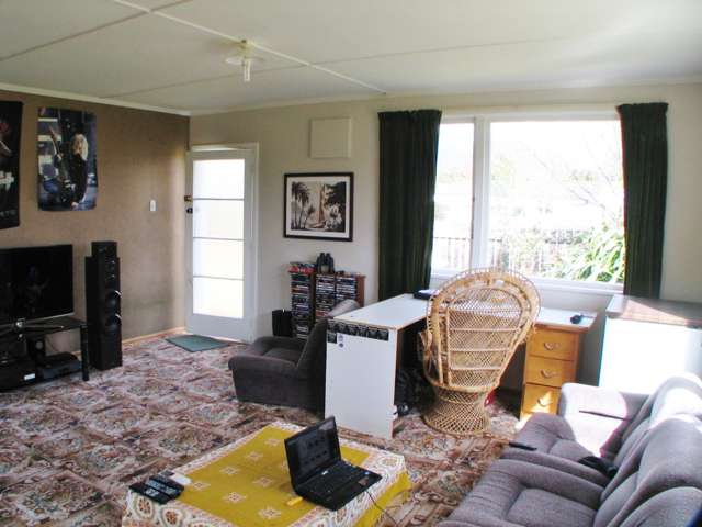 19 View Street Manapouri_2