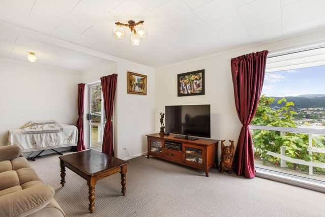 24 Bartlett Grove Tawa_3